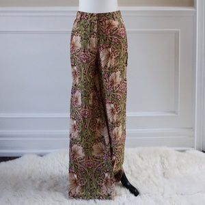 Breezy floral print pants